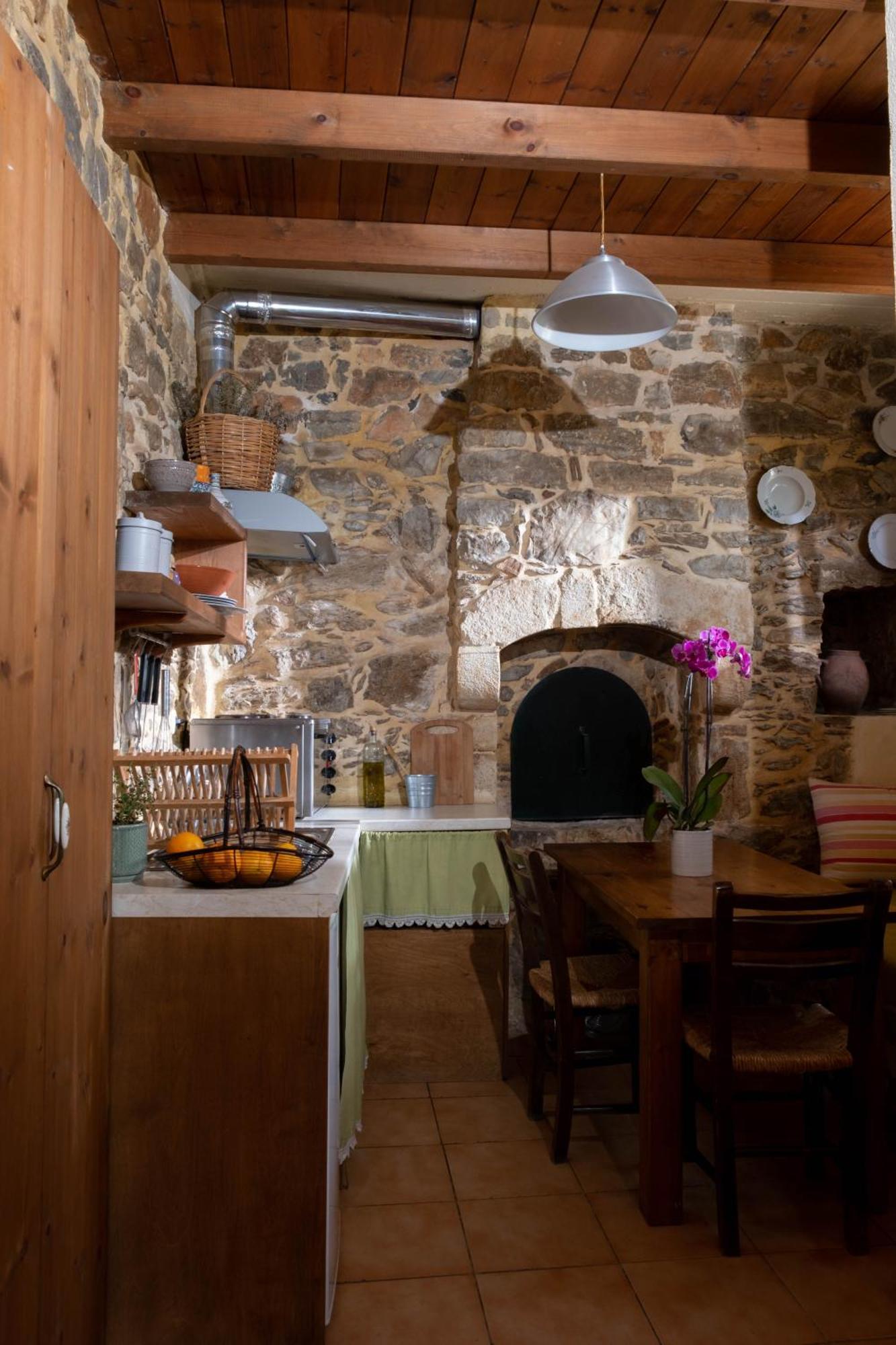 Orgon Farm Traditional Houses Apostoli Luaran gambar