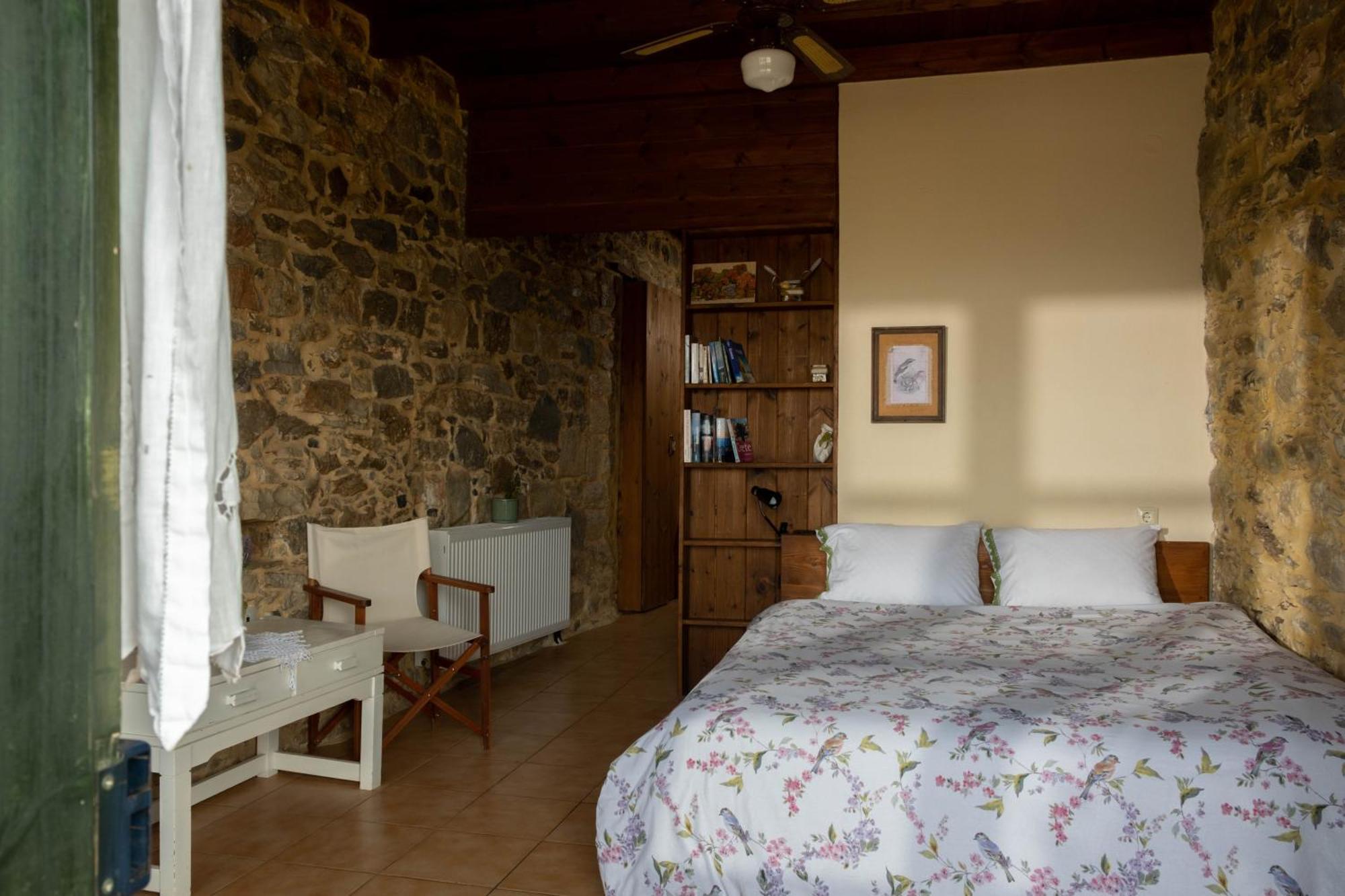 Orgon Farm Traditional Houses Apostoli Luaran gambar
