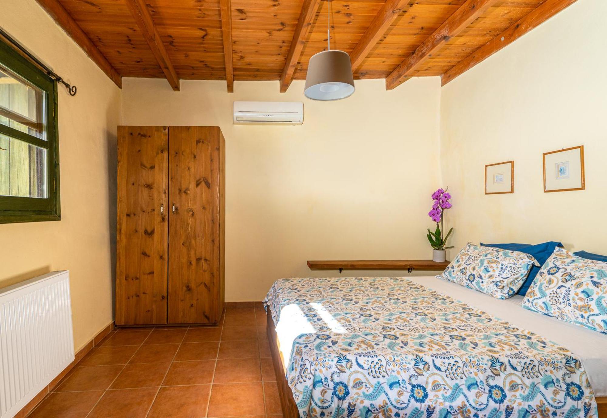 Orgon Farm Traditional Houses Apostoli Luaran gambar