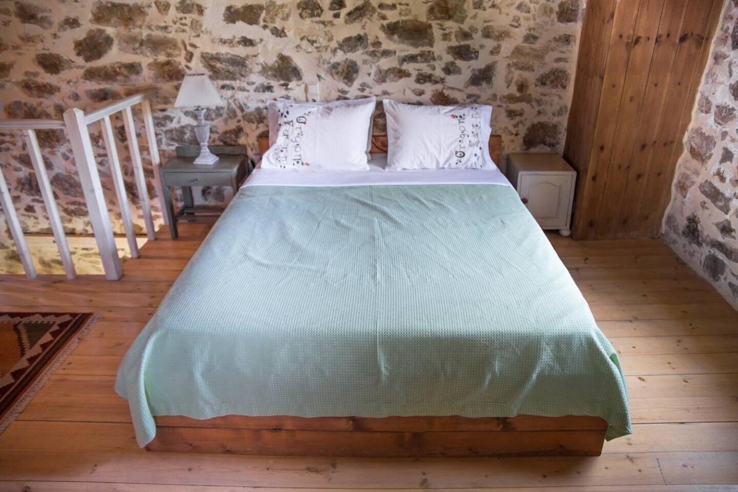 Orgon Farm Traditional Houses Apostoli Luaran gambar